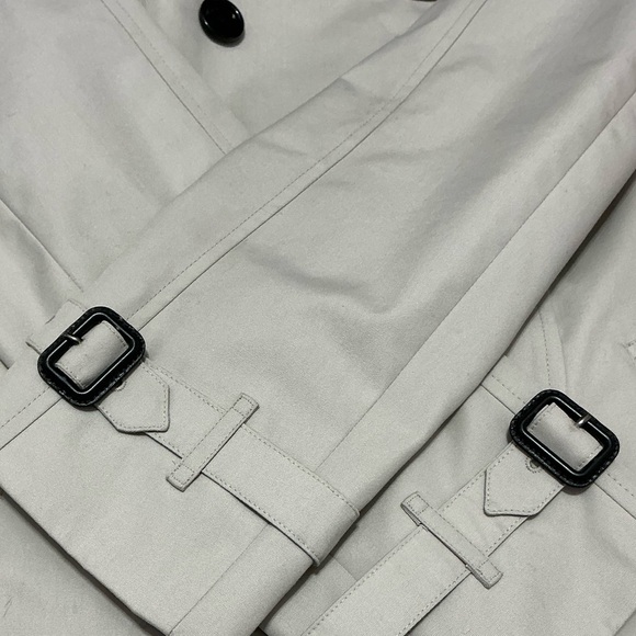 BURBERRY London Marystow Trench Coat  6 17” p2p Honey/Beige $1,995 EUC - Picture 9 of 17
